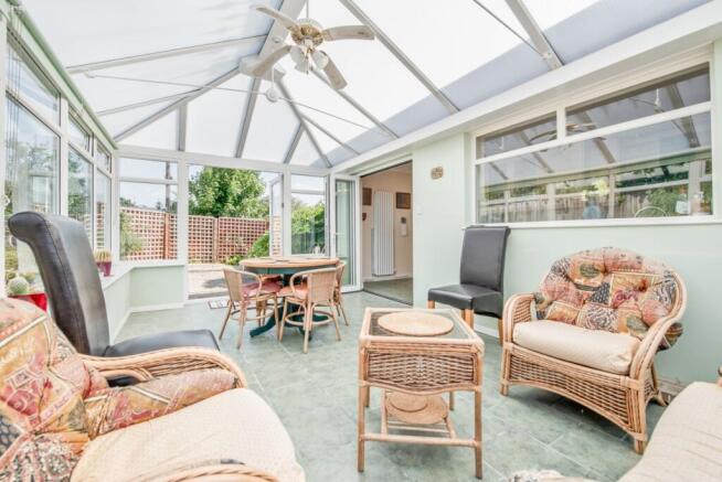 3 bed Bungalow for sale Image 10