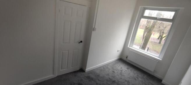 3 bed Terraced to rent Image 6