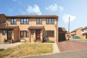 7, Kirke Grove, Taunton TA2 8SB