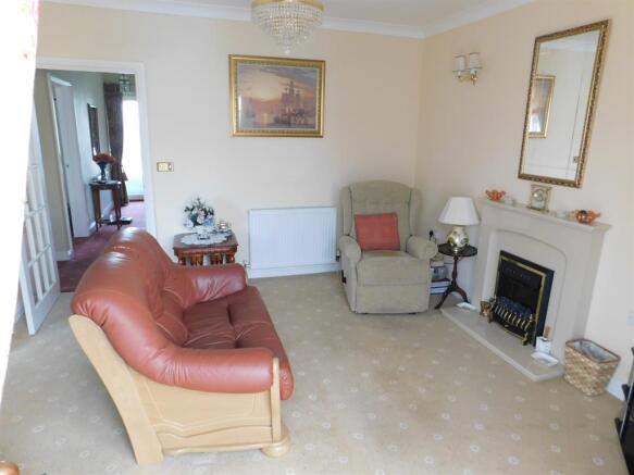 Lounge 2