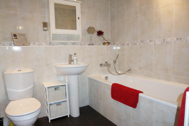 Photo 10