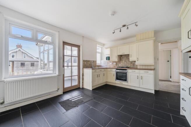 1430610-10-69d4f24d1a66b