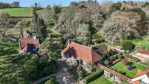 Snape Barn, Snape Lane, Wadhurst TN5 6NS