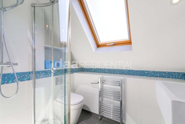 En-Suite to Master Bedroom