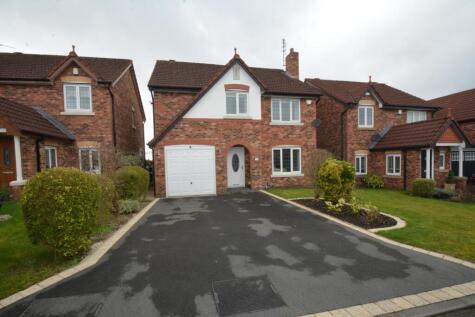 Ash Tree Avenue, Droylsden, M43