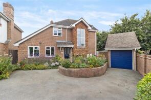 10, Spurway Park, Polegate BN26 5DQ