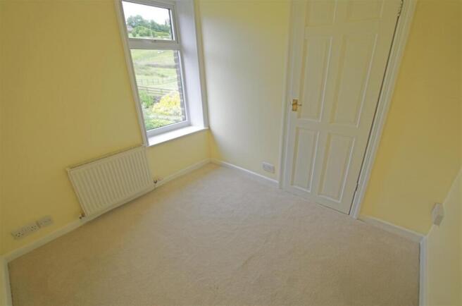 2 bed Terraced to rent Image 9