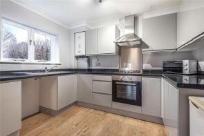Flat 11, 38 Oak Lodge, Granville Road, Sevenoaks TN13 1EZ