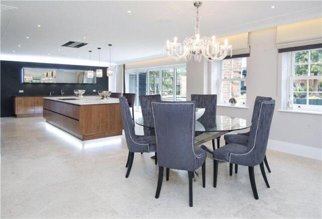 Kitchen/Dining