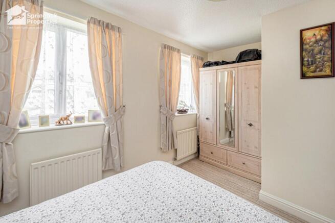 2 bed Semi-Detached for sale Image 11