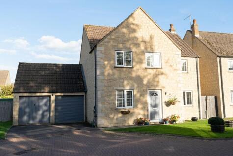 Swansfield, Lechlade, GL7