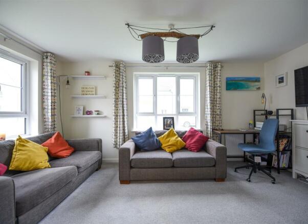 Lounge.jpg