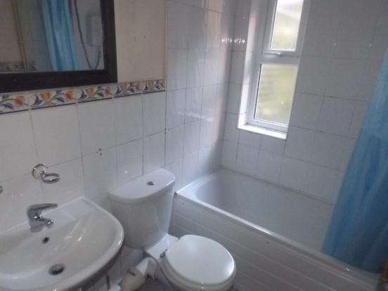 Ground floor bathroo