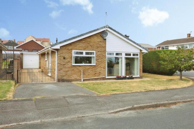 3 bed Detached Bungalow for sale Image 2