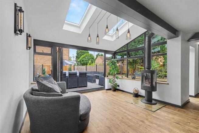 Living & Dining Area