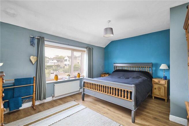 3 bed Semi-Detached for sale Image 9