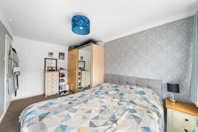 3 bed Semi-Detached for sale Image 9
