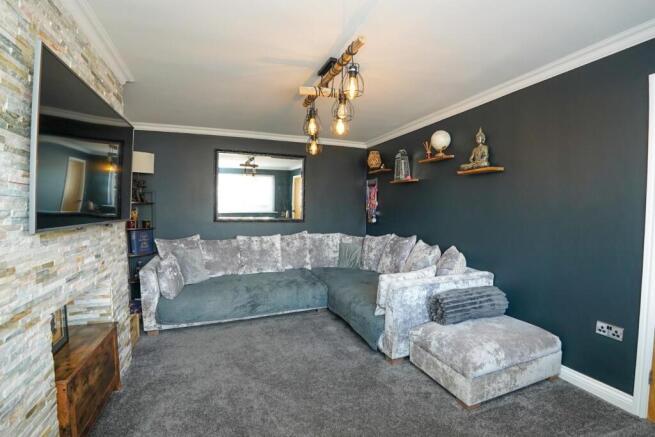 Launceston Road, Hindley Green, Wigan, WN2 4TQ photo 3