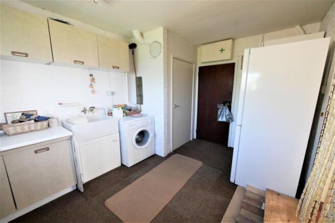Utility Room / Wc