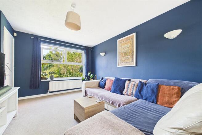 Bryant Place, Purley on Thames, Reading, Berkshire, RG8 photo 4