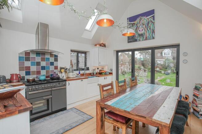 Kitchen/Dining