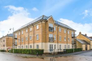 Flat 9, 73 Millers Court, Trefoil Way, Carterton OX18 1FP