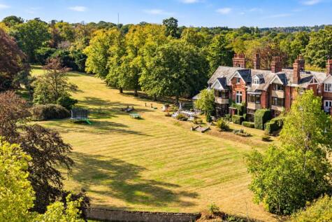 Robins Nest Hill, Little Berkhamsted
