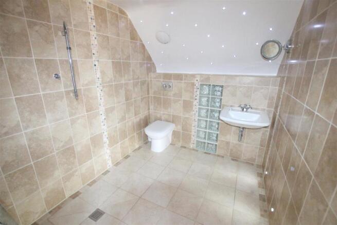 Ensuite wetroom