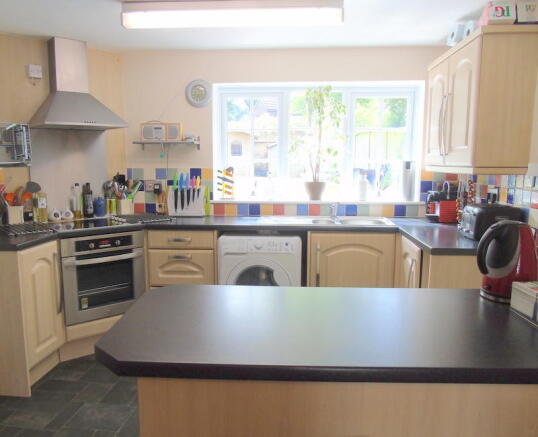 Photo 8