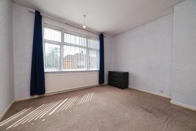 3 bed Semi-Detached for sale Image 11