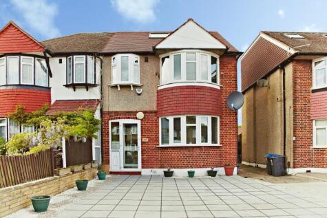 Hillcross Avenue, Morden, SM4