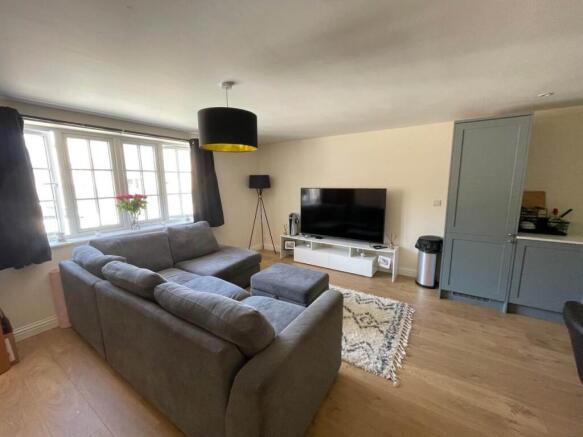 prosser mews 1 loung