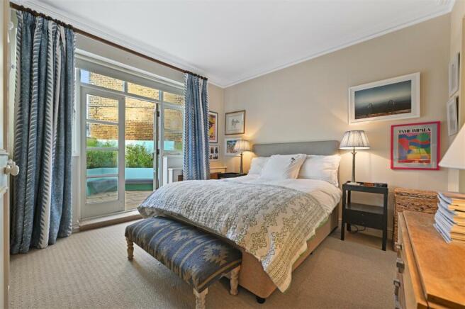 Perrers Road - Bedroom.JPG