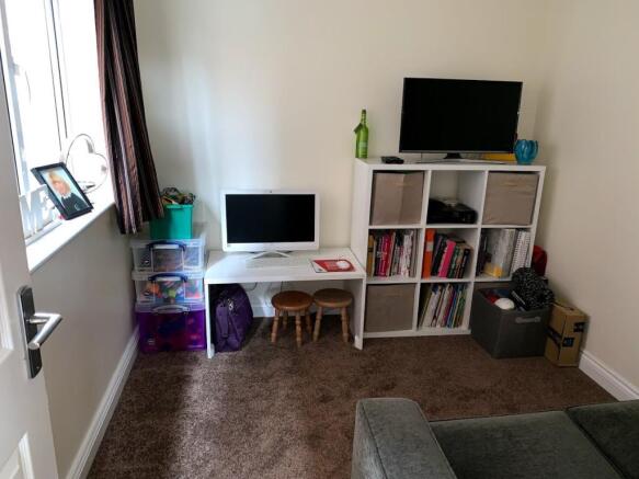 Photo 6