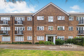 41, Myrtleside Close, Northwood HA6 2XQ