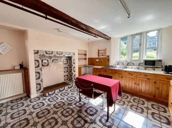 4 bed Character Property for sale Image 6