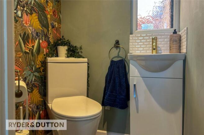 3 bed Semi-Detached for sale Image 11