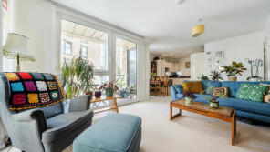 Flat 5, Chantrelle Court, Yeoman Street, London SE8 5FA