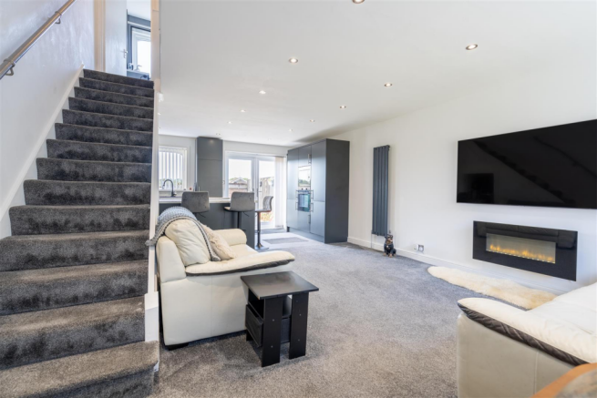 Living Room / Kitchen