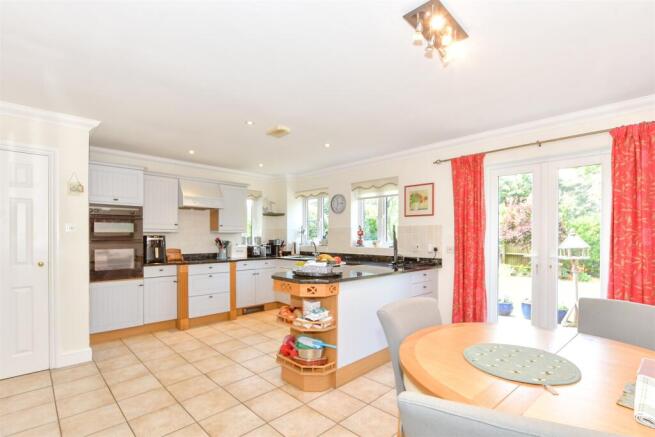 Kitchen/Breakfast Room