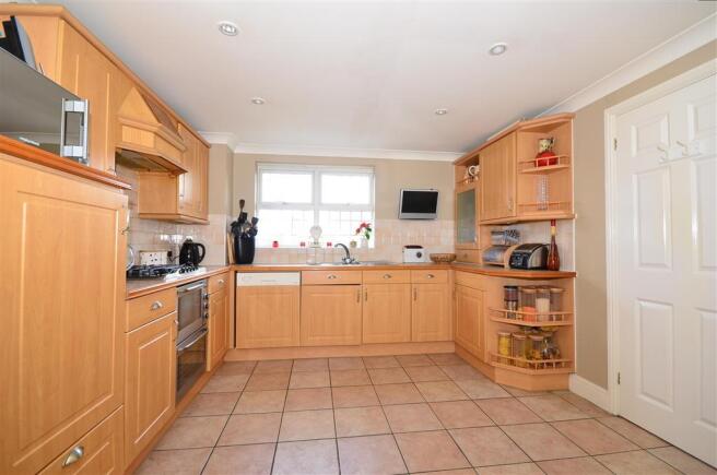 Kitchen/Breakfast Room