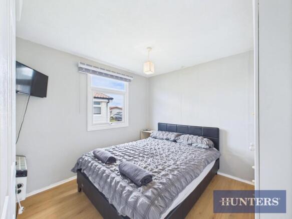 2 bed Chalet for sale Image 6