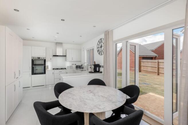 Kitchen / Diner