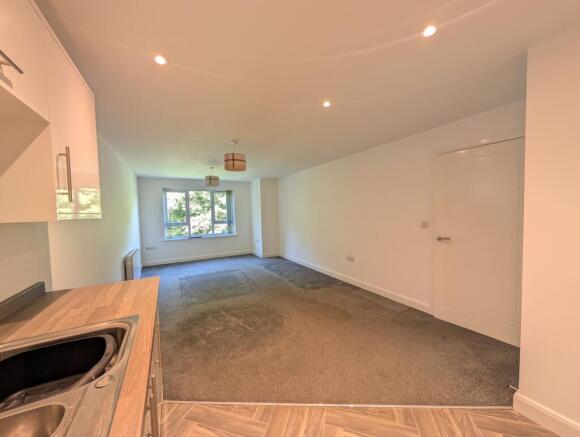 1 bed Apartment for sale Image 5