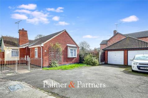 Woodfield Way, Hatfield Peverel, Chelmsford, Essex, CM3