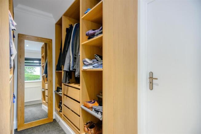 8401581-interior19.jpg