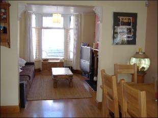 LOUNGE AND DINING R.