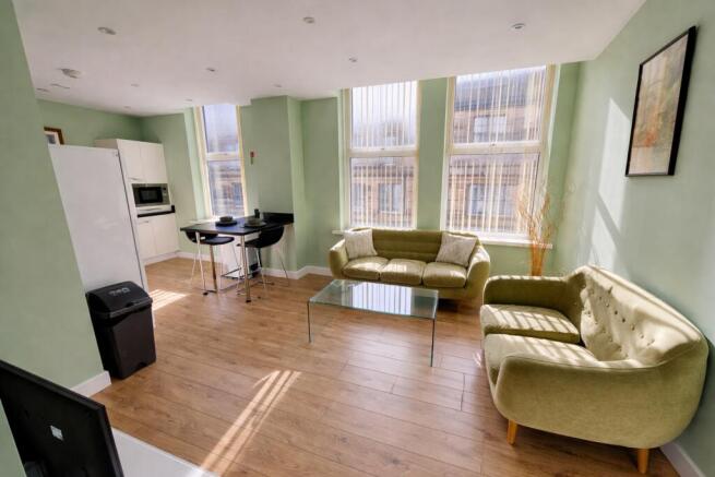 2 bed Apartment to rent Image 5