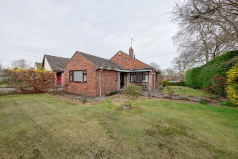 Mayfield View, Lymm WA13 0LB