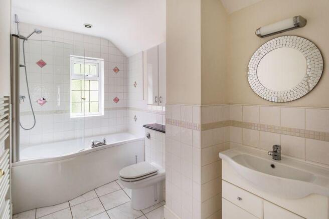 En-Suite Bathr...